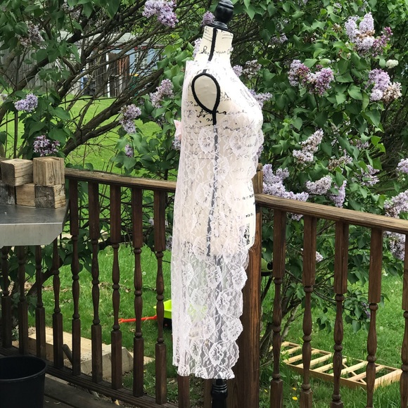 Lace open front nightie - Picture 2 of 3